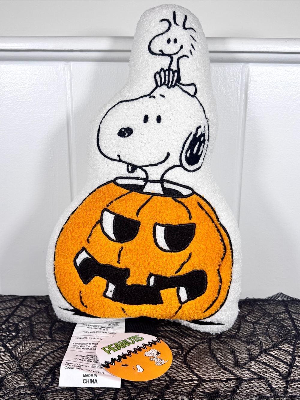 NEW Peanuts Snoopy Woodstock Halloween Pillow